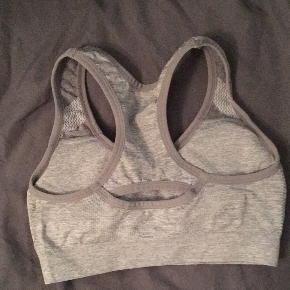 Sports bra - Picture 2 of 2